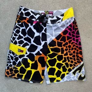 Men's Billabong Board Shorts Multicolor Taj Burrow 32 Surf Beach Floral Vibrant